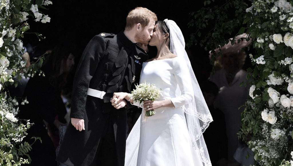 Sortie de la cérémonie mariage royal prince harry meghan markle